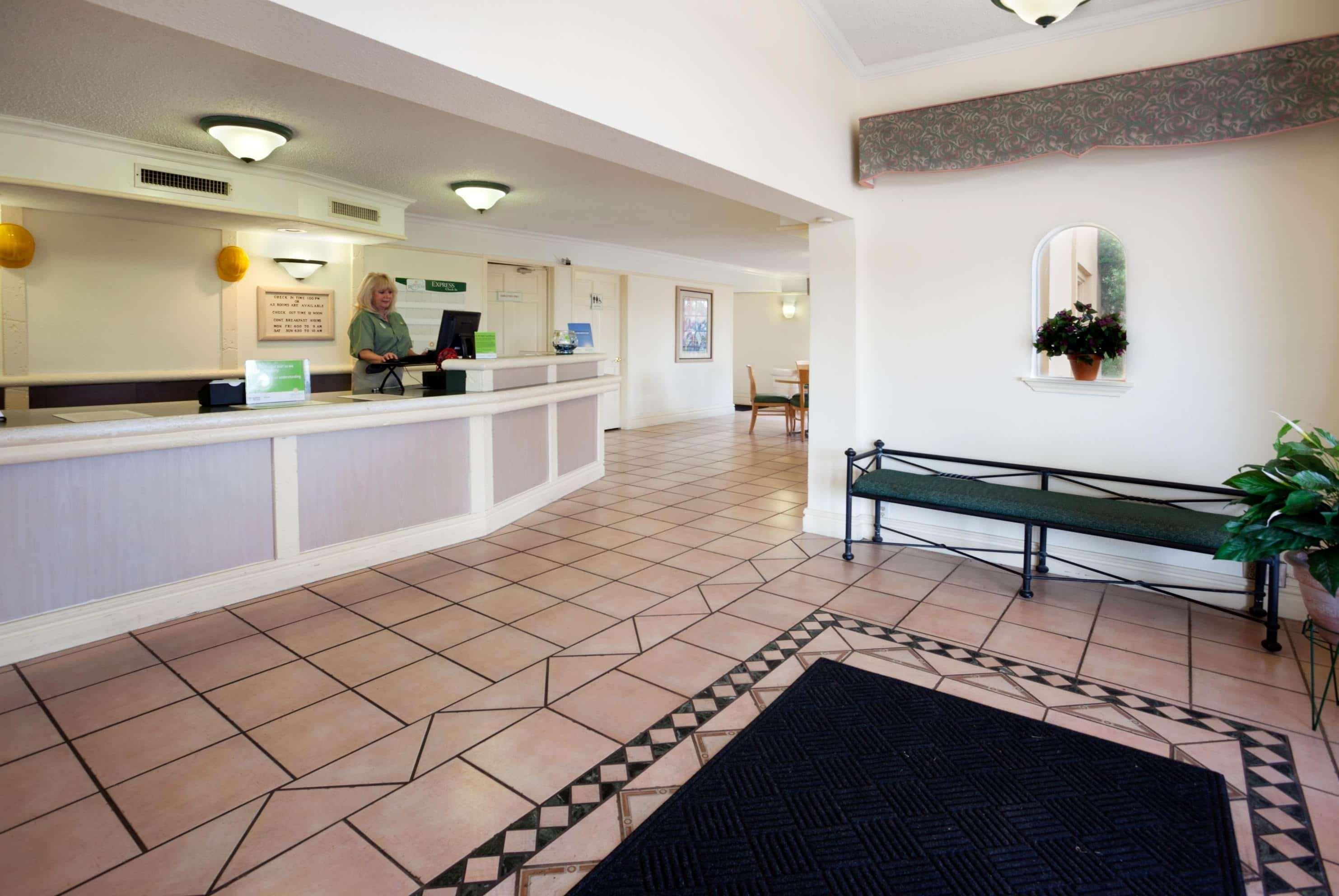 La Quinta Inn By Wyndham Austin Oltorf Esterno foto